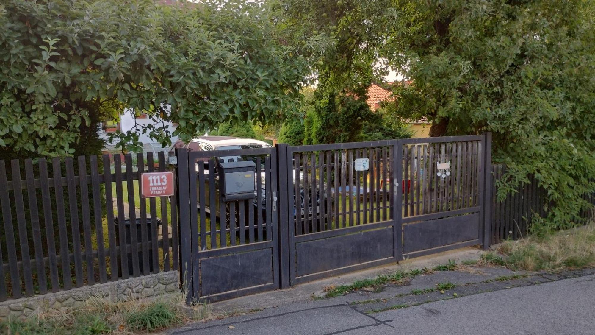 Prague Zbraslav Old Gardenアパートメント エクステリア 写真